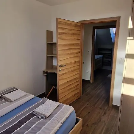 Apartment Mountain Views